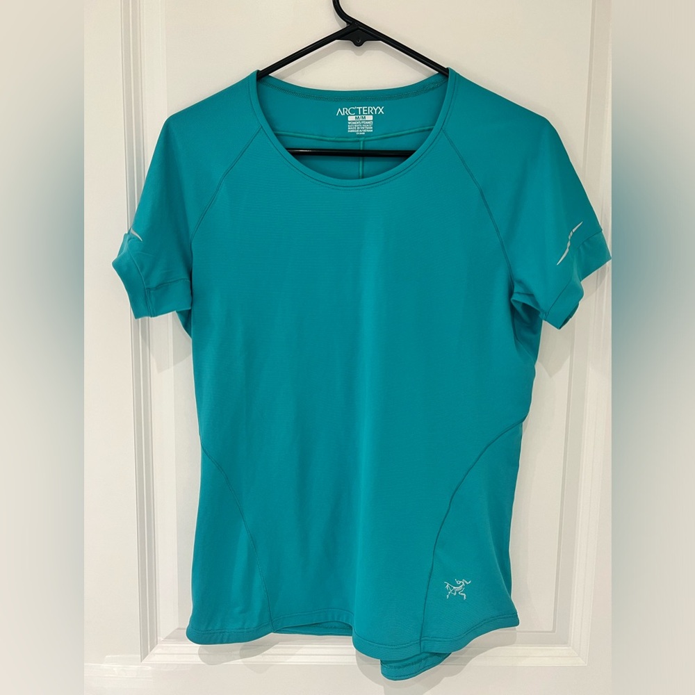 ARC’TERYX Women’s Motus Crew SS - Size Medium